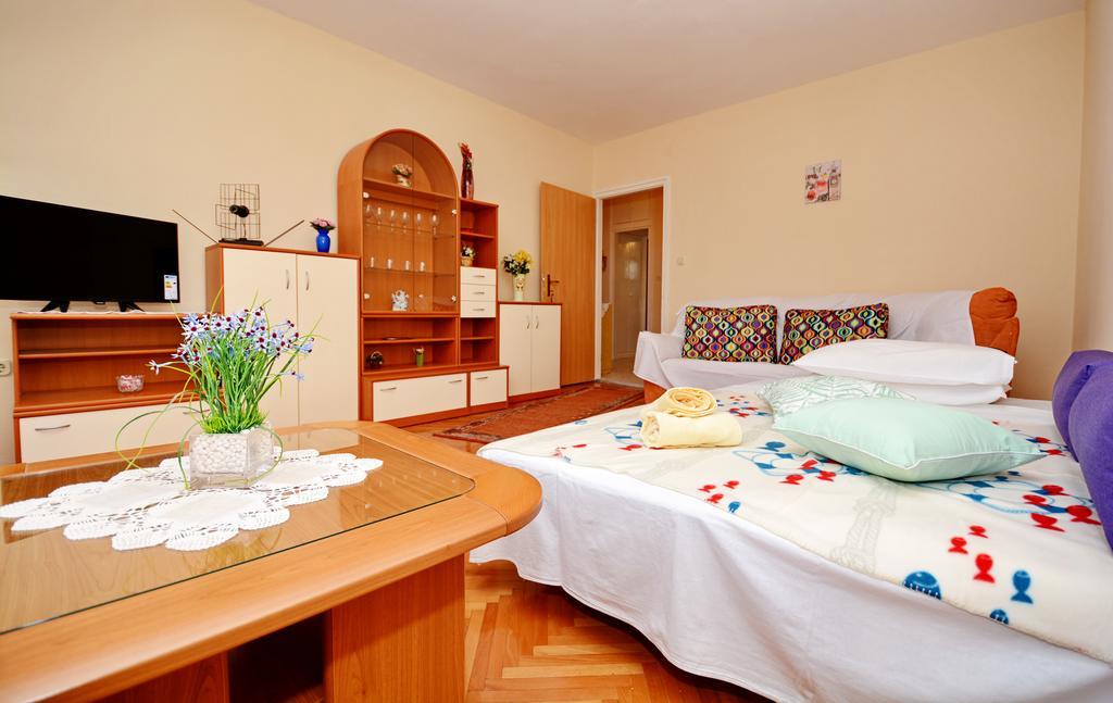 Apartment Franko *